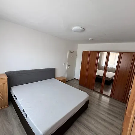 Landshuter Str 17 * Straubing
