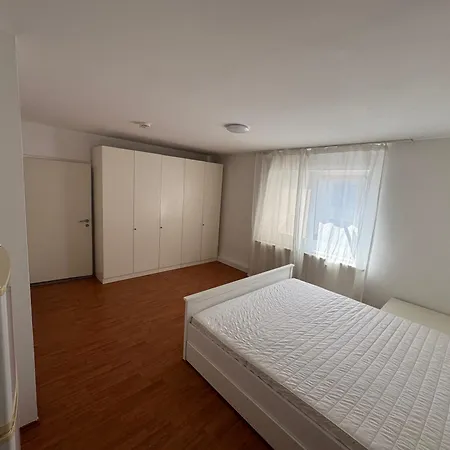Landshuter Str 17